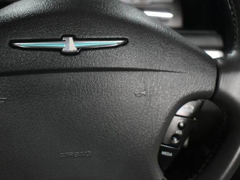 Used 2002 Ford Thunderbird image 28