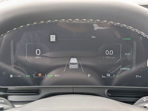 New 2027 Kia Carnival SX FWD image 34