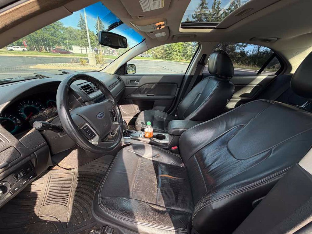 Used 2010 Ford Fusion Sport FWD image 10