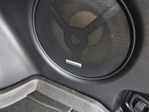 Used 2021 Subaru Forester Touring w/ Popular Package #2 image 13