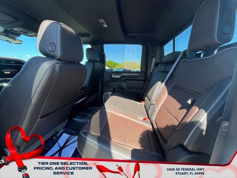 New 2026 GMC Sierra 2500 Denali w/ Denali Reserve Package image 12