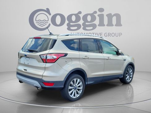 Used 2018 Ford Escape Titanium FWD image 5