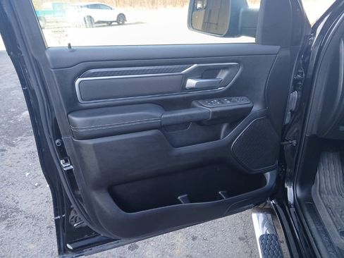 Used 2025 RAM 1500 Lone Star image 33