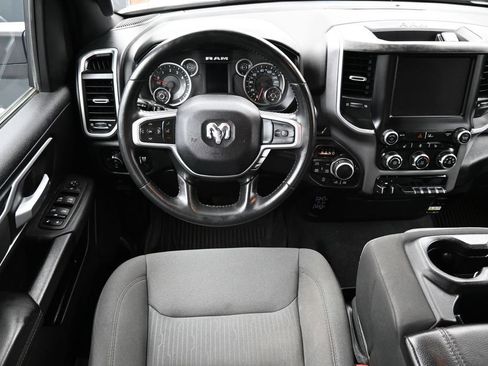 Used 2023 RAM 1500 Big Horn AWD/4WD image 3