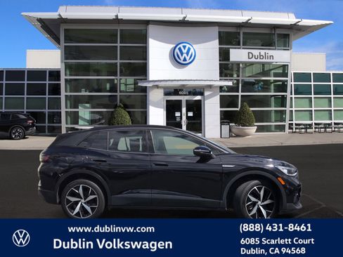 Used 2023 Volkswagen ID.4 Pro S image 3