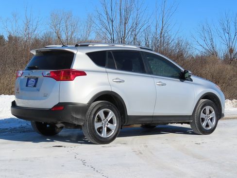 Used 2015 Toyota RAV4 XLE image 3