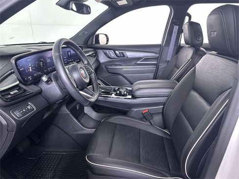 Used 2025 Buick Enclave Sport Touring w/ Power Package image 20