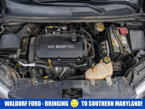 Used 2018 Chevrolet Sonic LT w/ Convenience Package image 16