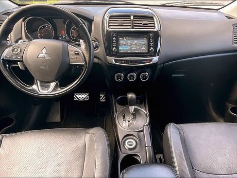 Used 2017 Mitsubishi Outlander Sport SEL AWD/4WD image 14