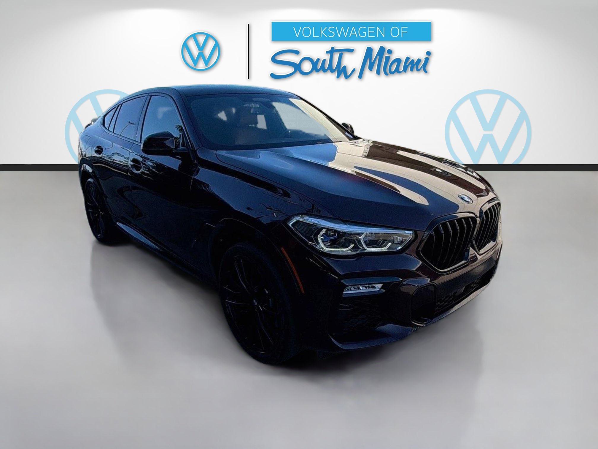 Used 2021 BMW X6 M50i w/ Executive Package AWD/4WD image 1