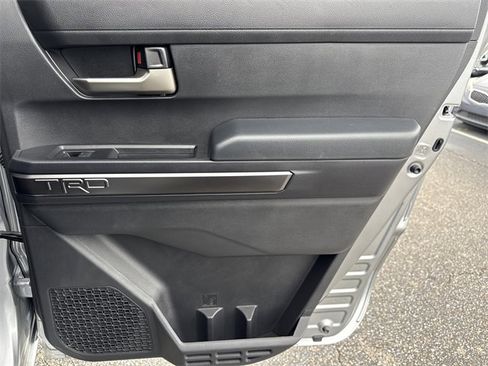 Used 2024 Toyota Tacoma TRD Off-Road w/ TRD Off Road Premium Package image 31