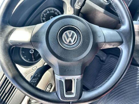 Used 2013 Volkswagen Jetta SE FWD image 12