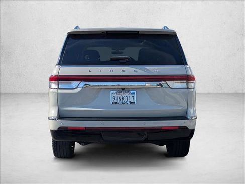 Used 2023 Lincoln Navigator Reserve RWD image 7
