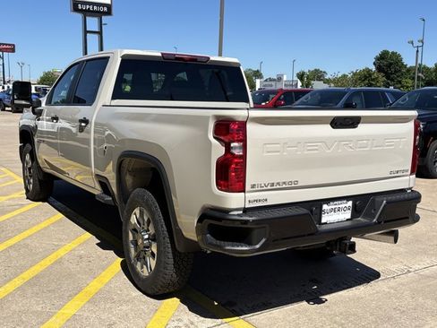 New 2026 Chevrolet Silverado 2500 Custom w/ Custom Value Package AWD/4WD image 9