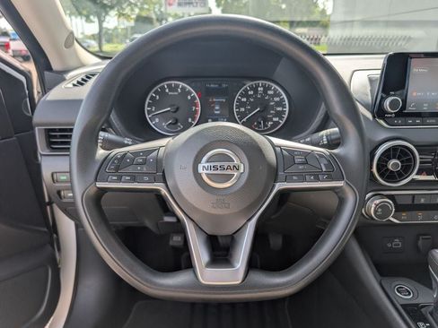 Used 2022 Nissan Sentra S FWD image 14