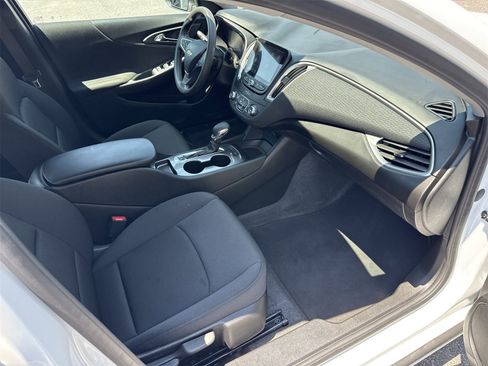 Used 2024 Chevrolet Malibu LS w/ Driver Confidence Package image 27