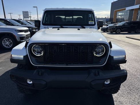 New 2026 Jeep Gladiator Sport image 2