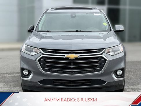 Used 2018 Chevrolet Traverse Premier w/ Driver Confidence II Package FWD image 3