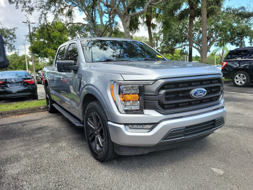 Used 2022 Ford F150 XLT w/ Equipment Group 302A High RWD image 3