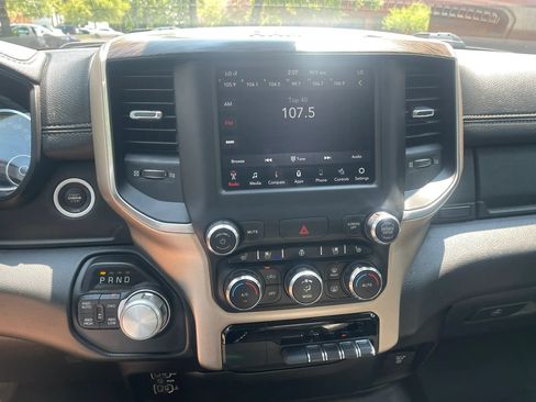 Used 2020 RAM 1500 Laramie AWD/4WD image 17