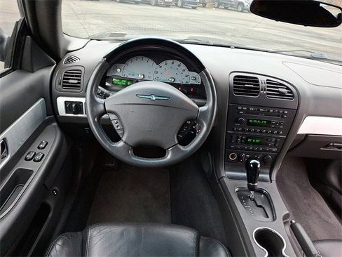Used 2002 Ford Thunderbird image 11