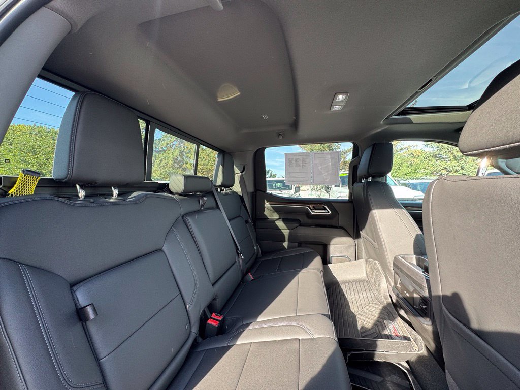 Used 2025 Chevrolet Silverado 1500 RST w/ True North Edition Plus AWD/4WD image 39