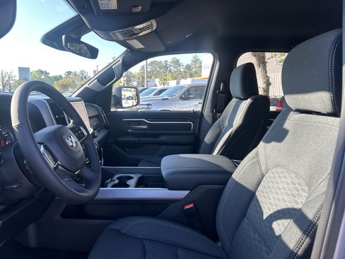 New 2026 RAM 1500 4x4 Crew Cab image 13
