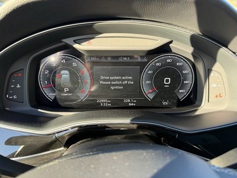 Used 2025 Audi Q7 3.0T Premium Plus image 17