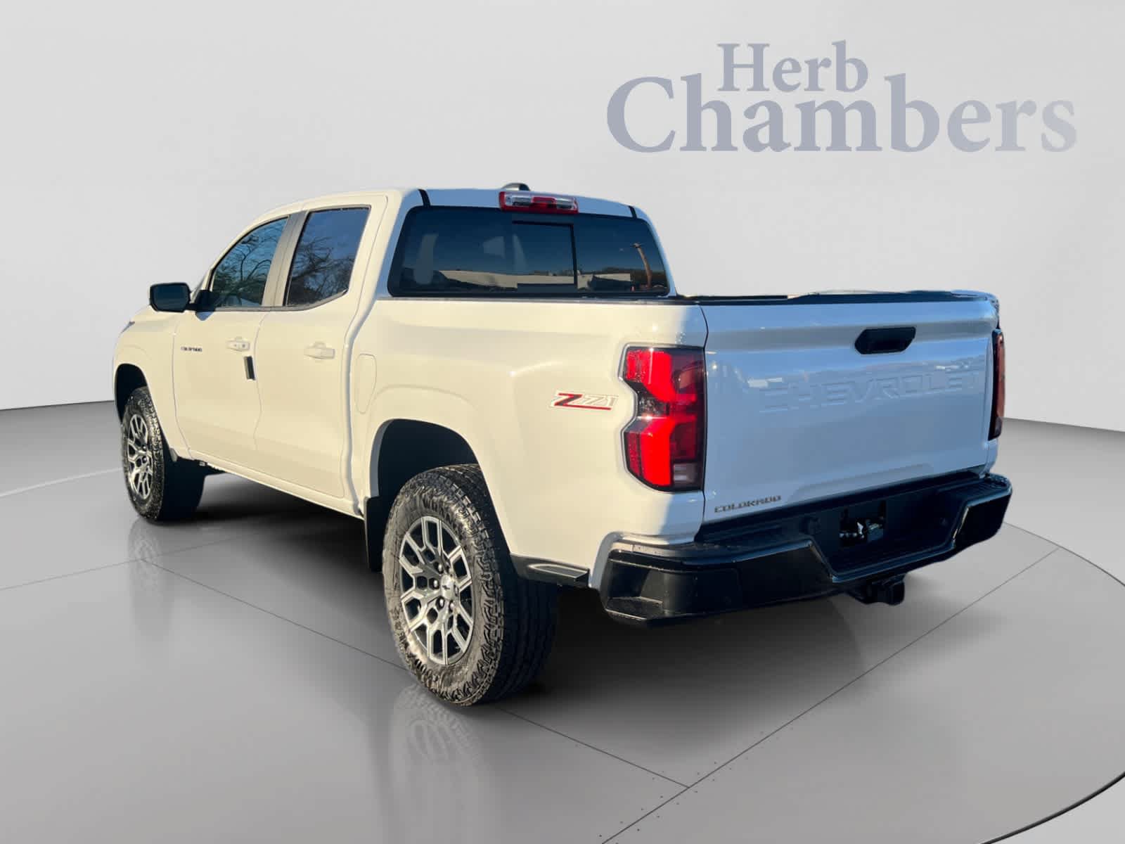 New 2026 Chevrolet Colorado Z71 w/ Technology Package AWD/4WD image 3