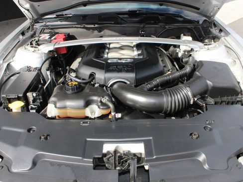 Used 2011 Ford Mustang GT Premium RWD image 24