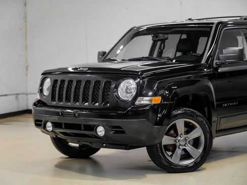 Used 2017 Jeep Patriot Sport w/ Power Value Group FWD image 5