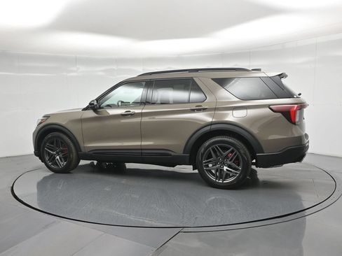 New 2026 Ford Explorer ST w/ Sun And Sound Package AWD/4WD image 4