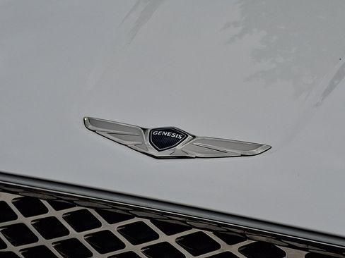 Certified 2023 Genesis GV70 2.5T w/ Advanced Package AWD/4WD image 8