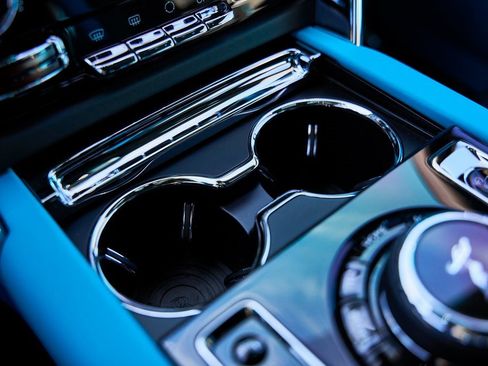 Used 2025 Rolls-Royce Cullinan image 67