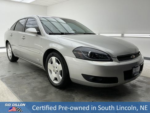 Used 2017 Chevrolet Impala LT image 3