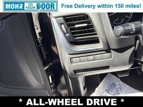 Used 2021 Nissan Rogue SV AWD/4WD image 16