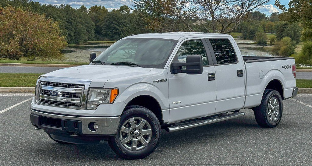 Used 2014 Ford F150 XLT w/ Equipment Group 302A Luxury AWD/4WD image 3