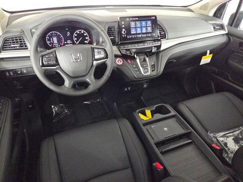 New 2026 Honda Odyssey Touring image 19