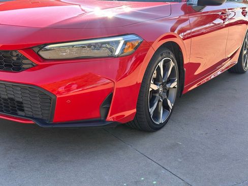 Used 2025 Honda Civic Sport image 4