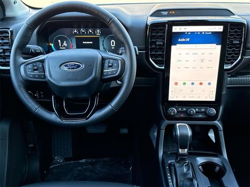 New 2025 Ford Ranger Lariat w/ FX4 Off-Road Package image 10