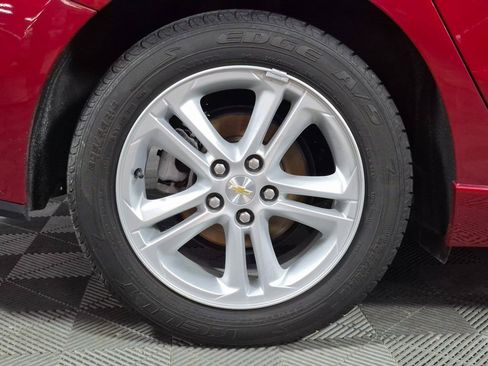 Used 2017 Chevrolet Cruze LT w/ Convenience Package image 23