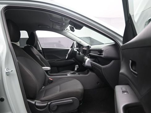 Used 2025 Hyundai Kona SEL AWD/4WD image 26