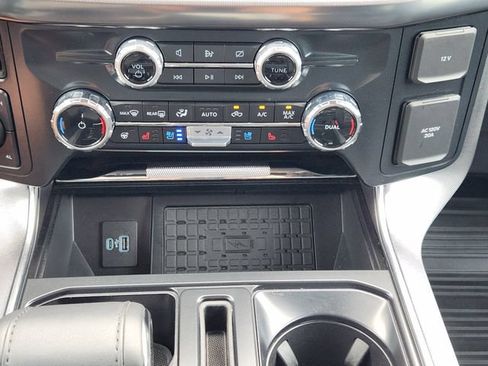 Used 2024 Ford F150 Platinum w/ Equipment Group 702A High AWD/4WD image 19