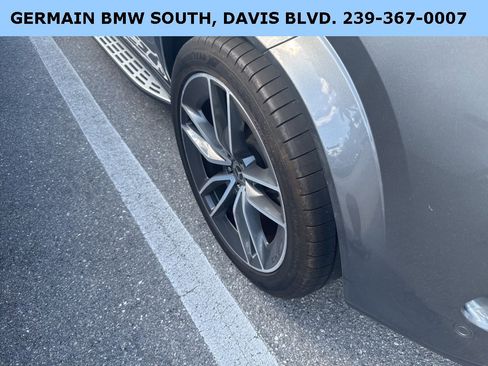 Used 2021 Mercedes-Benz GLE 450 4MATIC image 40