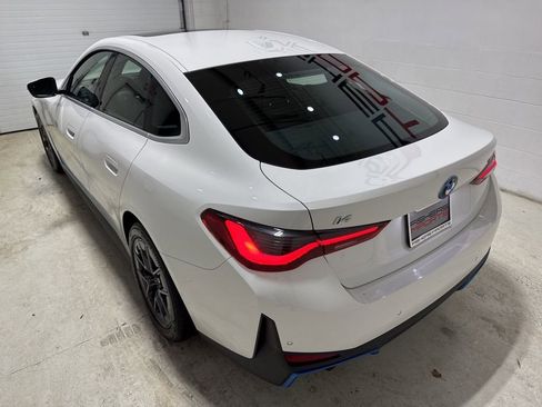 Used 2023 BMW i4 eDrive40 w/ Premium Package image 10