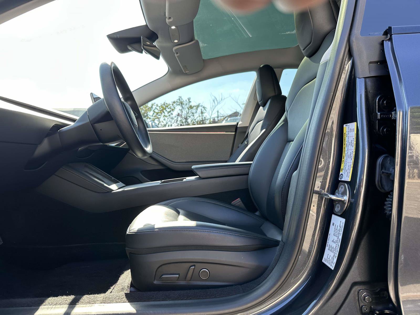 Used 2024 Tesla Model 3 Standard Range RWD image 15