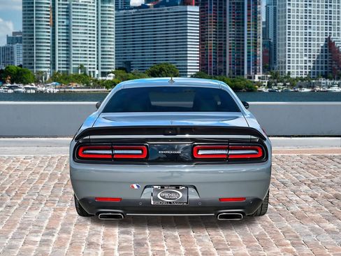 Used 2019 Dodge Challenger R/T Scat Pack image 3