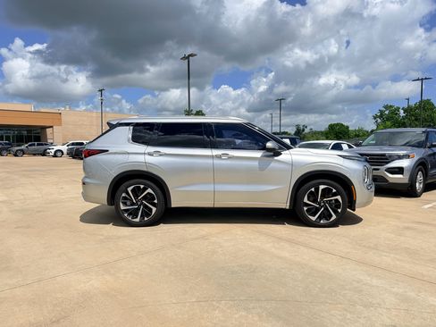Used 2022 Mitsubishi Outlander SEL FWD image 4