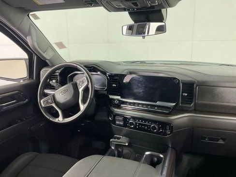 Used 2023 Chevrolet Silverado 1500 RST w/ Convenience Package II AWD/4WD image 30