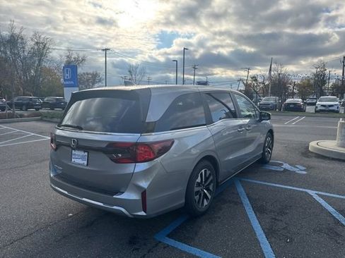 New 2026 Honda Odyssey EX-L image 8